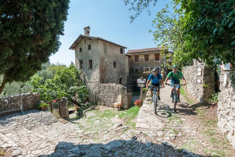 Da Beppino - Castelletto Harbour Lägenhet Exteriör bild